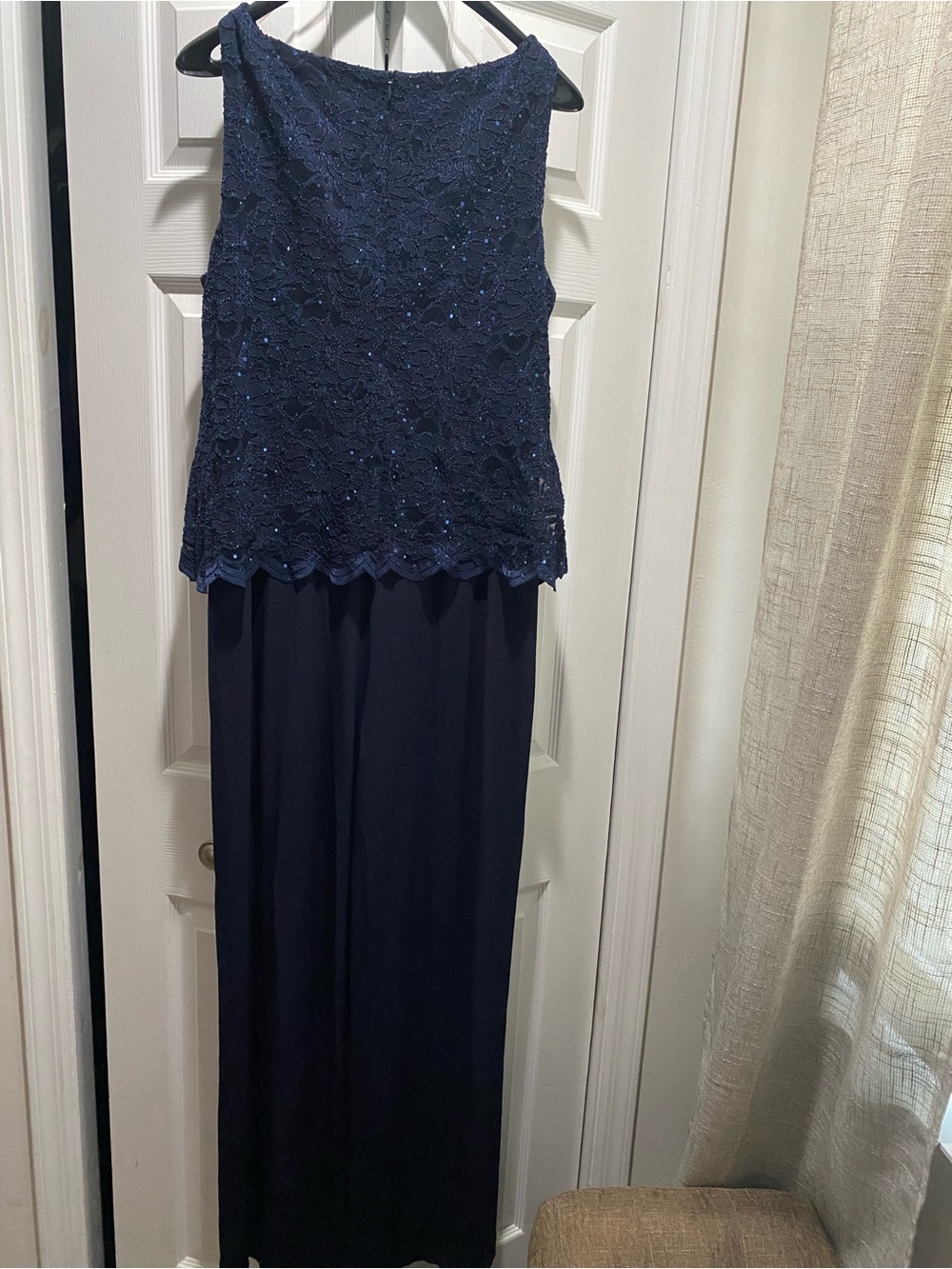 Women’s formal sleeveless jumpsuit-size 16 - Picture 2 of 9